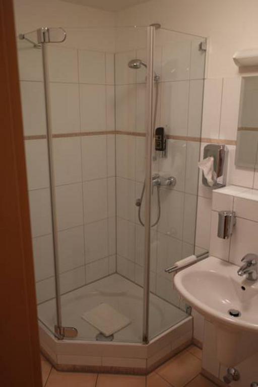 Hotel Jahnhaus Langenfeld  Rom bilde