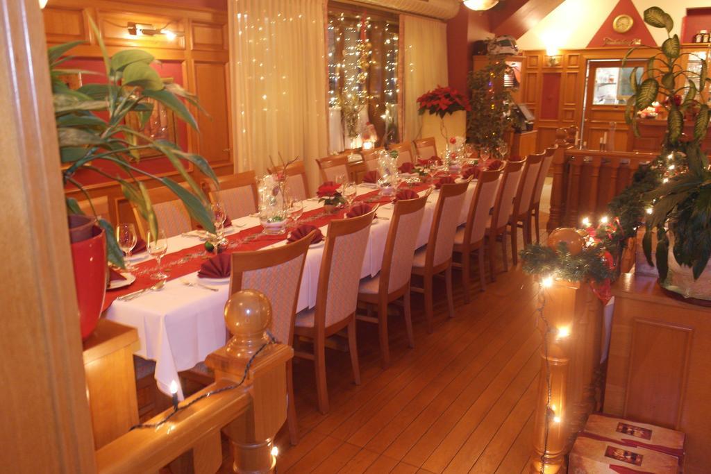 Hotel Jahnhaus Langenfeld  Eksteriør bilde