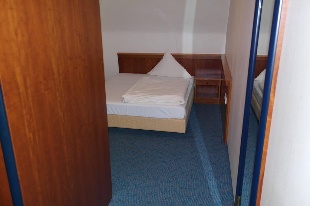 Hotel Jahnhaus Langenfeld  Rom bilde